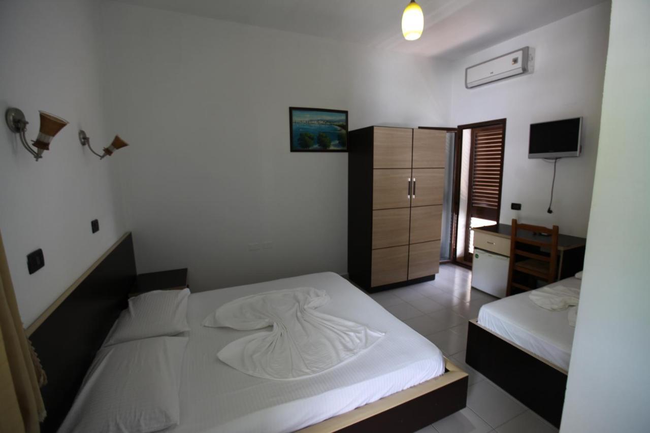 Hc Hotel & Suites Vlorë Extérieur photo