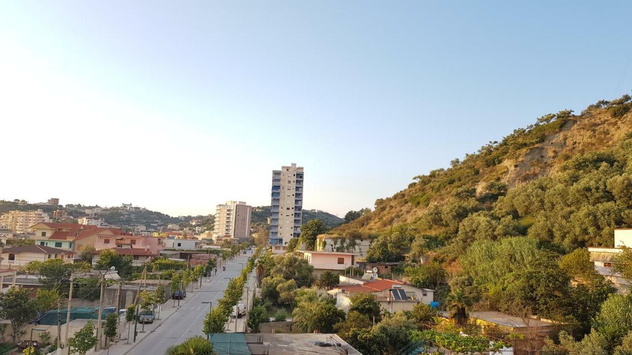 Hc Hotel & Suites Vlorë Extérieur photo